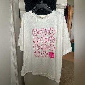 Peach Love California White Tee with Pink Smiley Faces